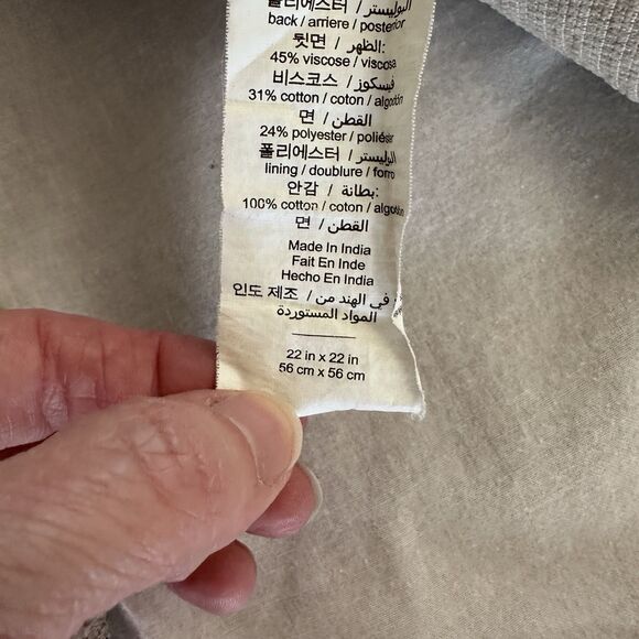 Pottery Barn Natalia Jacquard Pillow Cover Velvet Textured Alloy Gray 22 X 22 - Picture 5 of 5